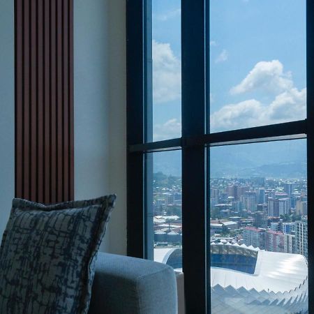 Season Suite Apart-Hotel Батуми Екстериор снимка
